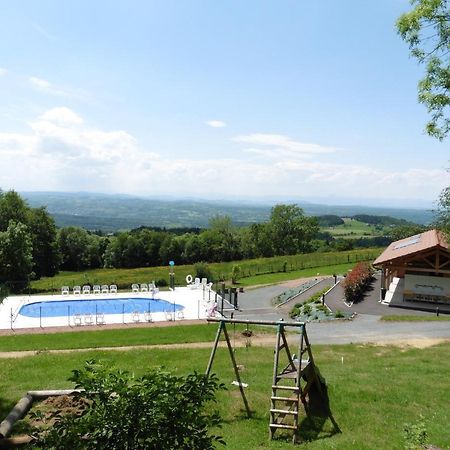 Camping Le Montbartoux Vollore-Ville Екстериор снимка