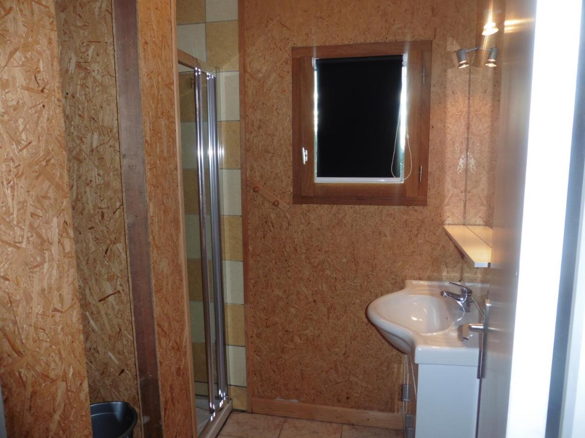 Camping Le Montbartoux Vollore-Ville Екстериор снимка