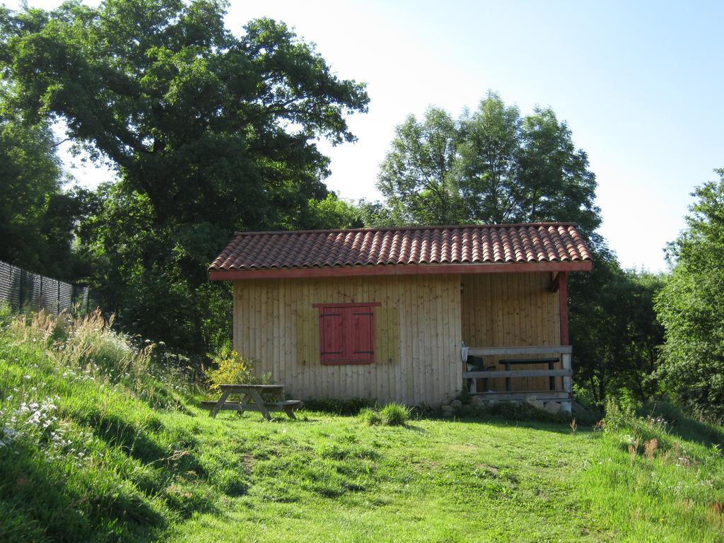 Camping Le Montbartoux Vollore-Ville Екстериор снимка