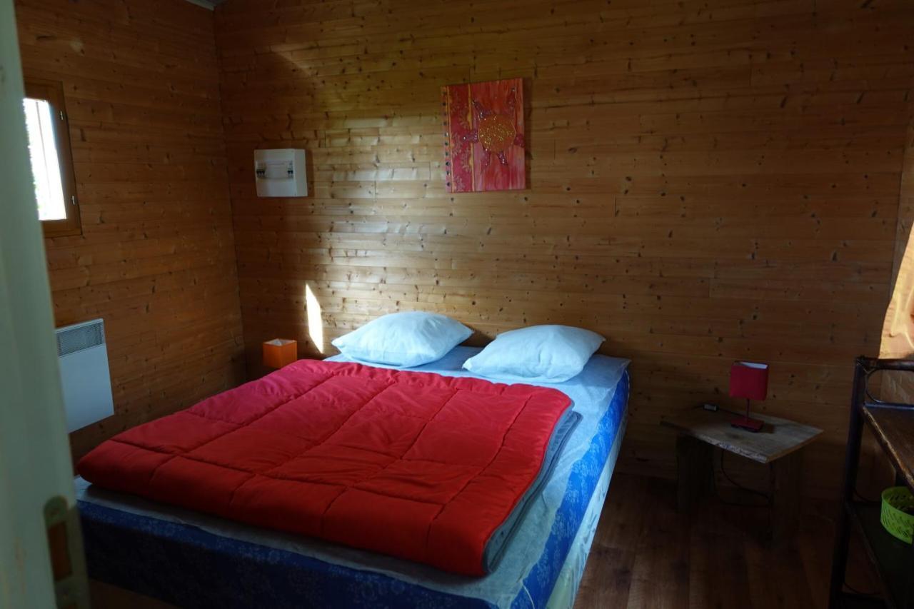 Camping Le Montbartoux Vollore-Ville Екстериор снимка