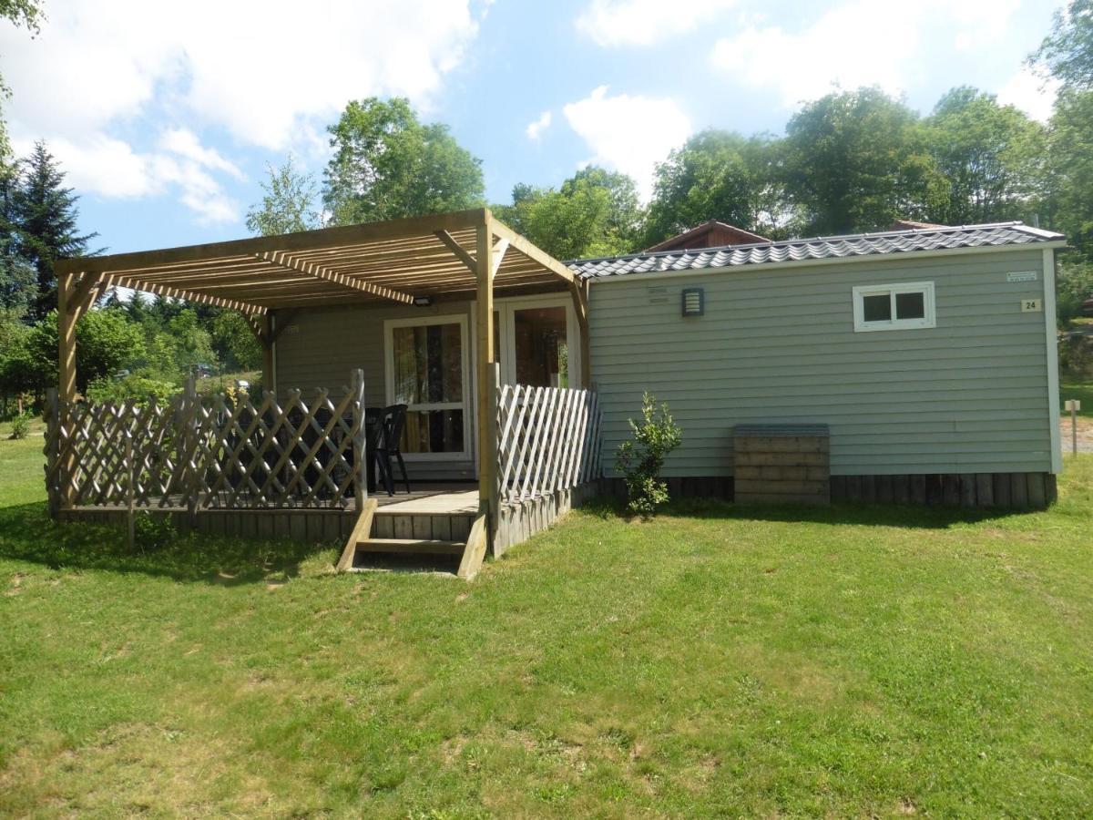 Camping Le Montbartoux Vollore-Ville Екстериор снимка